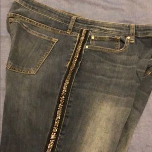Gap Legging jeans with beaded embellishments